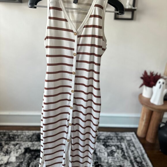 Essnce Striped Summer Dress - Picture 2 of 4